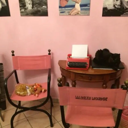 לינה וארוחת בוקר Marilyn ראבנה