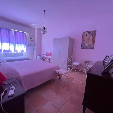 Marilyn Bed and Breakfast Ραβένα